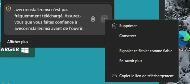 1. Apri il menu del file nella sezione Download.