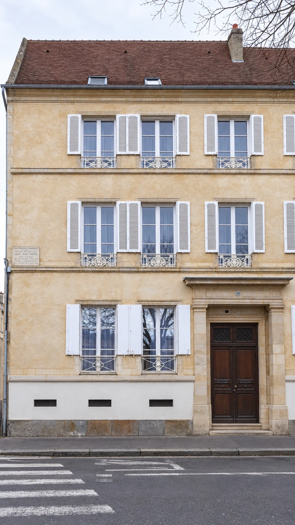 Façade redressée de la Maison Saint Jean Eudes, rue Jean-Eudes à Caen